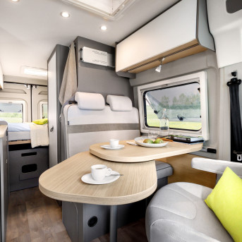 Innenaufnahme Innovan dvvnh Screen v2