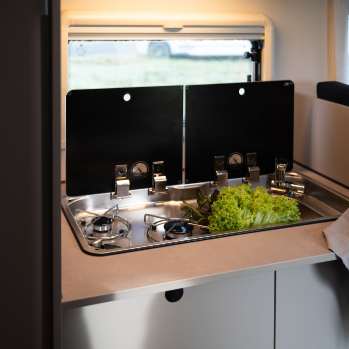 Tracer 690EL Kueche rgb Screen