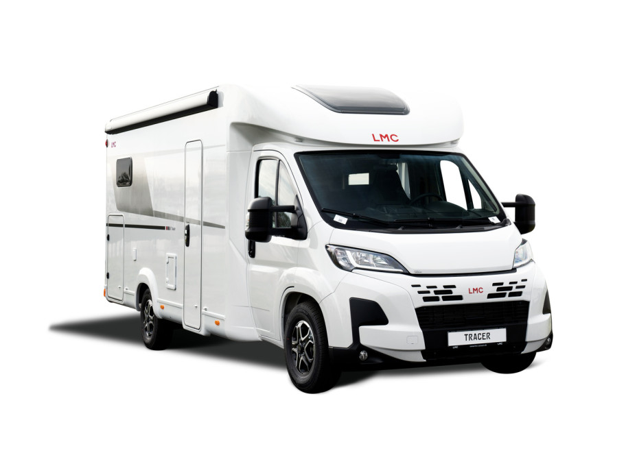 Tracer 690EL Freisteller von vorne rgb Screen v2